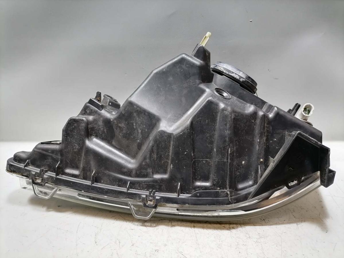 Dacia Logan MCV original Scheinwerfer vorn rechts Halogen Bj.2009